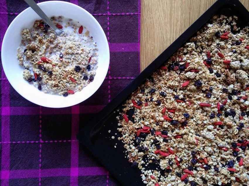 Θρεπτικό και υγιεινό φαγητό από τα χεράκια σας – Το τέλειο σπιτικό μούσλι